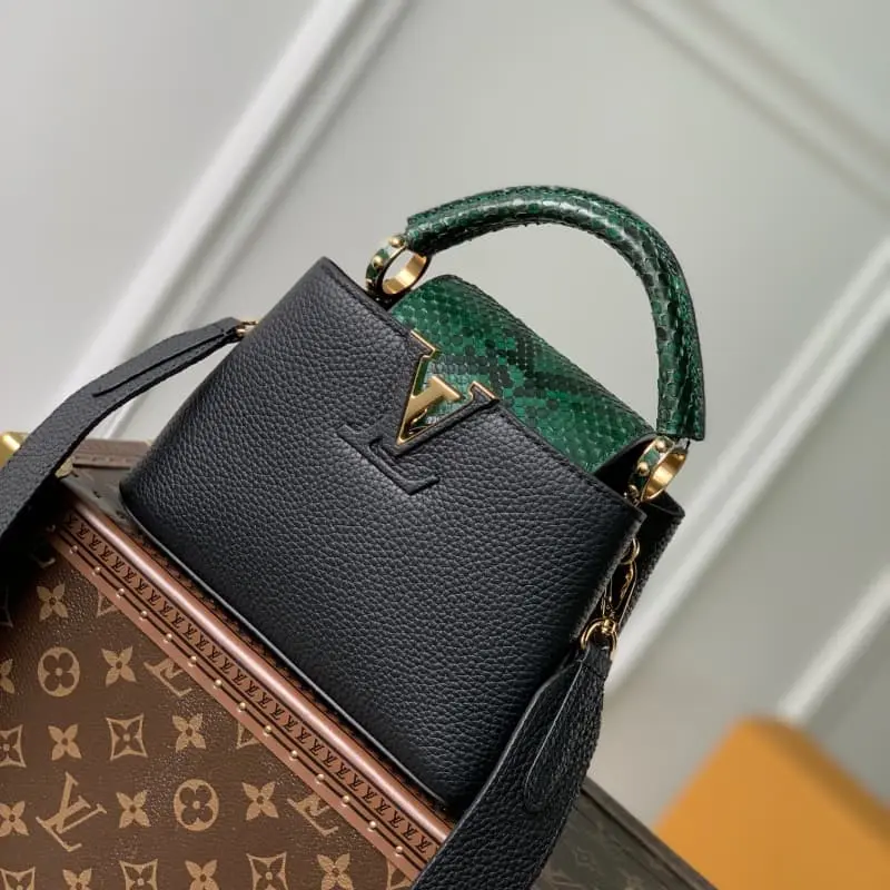 M80931 21x14x8cm High Quality Bags