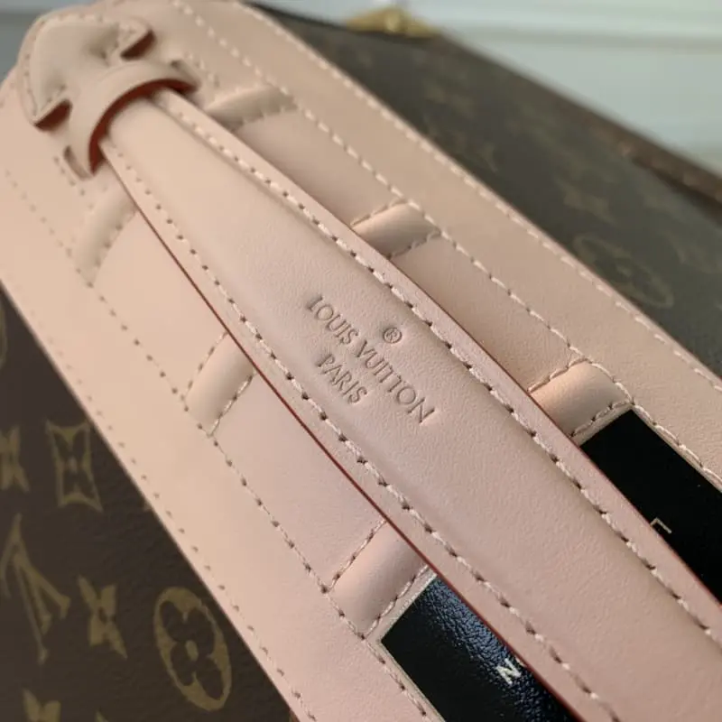 M81831 20x14x4cm High Quality Bags