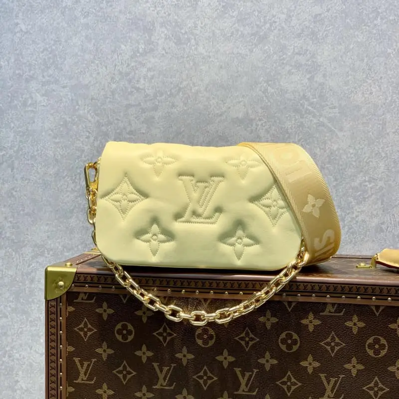 M81400 20x12x6cm High Quality Bags