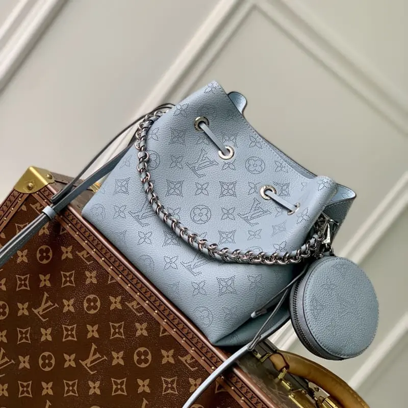 M57070 S1 19x22x14cm High Quality Bags