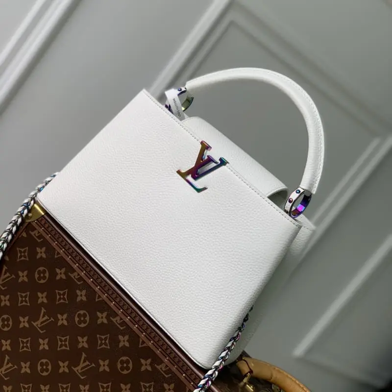 M22055 WhiteMedium 31.5x20x11cm High Quality Bags