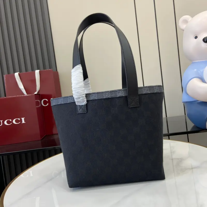 788211 CM 1 High-Quality Bags