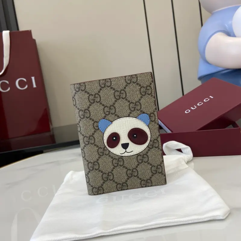 810072 CM 1 High-Quality Bags