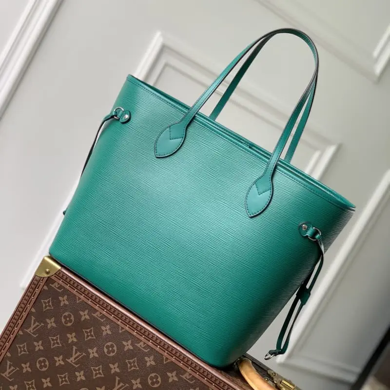 M12195 Green 31x28x14cm High Quality Bags