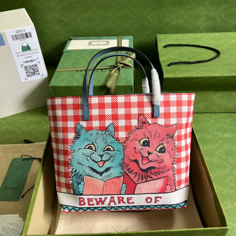 410812 CM 4 High-Quality Bags