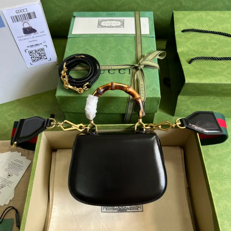 686864 CM 3 High-Quality Bags