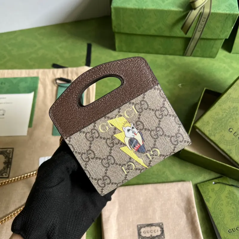 701066 CM 1 High-Quality Bags