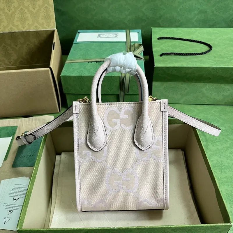 671623 CM 6 High-Quality Bags