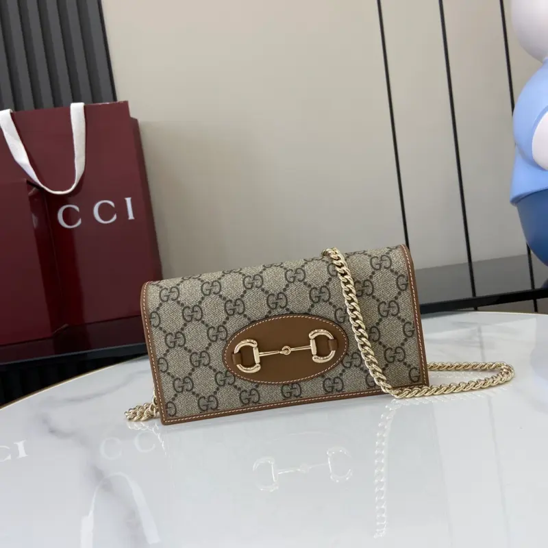 621892 CM 2 High-Quality Bags