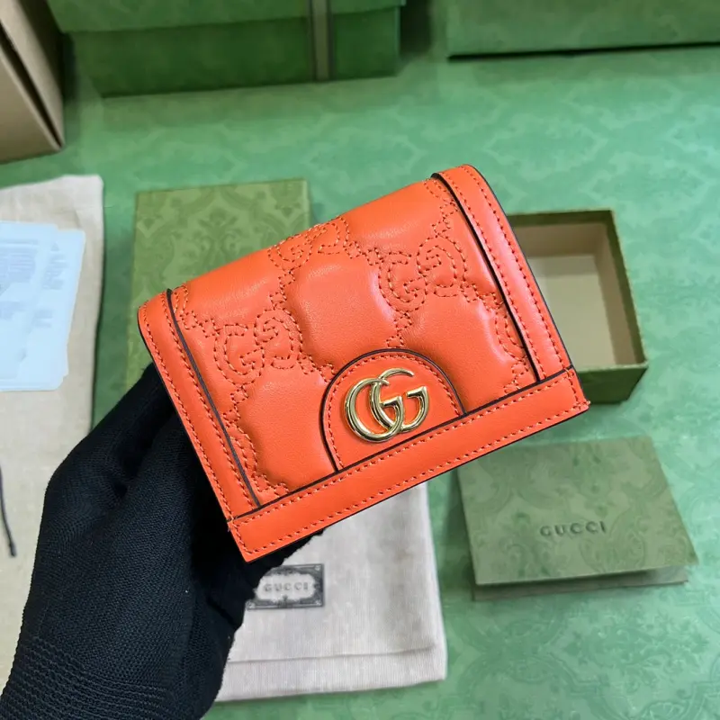 723786 High-Quality Bags