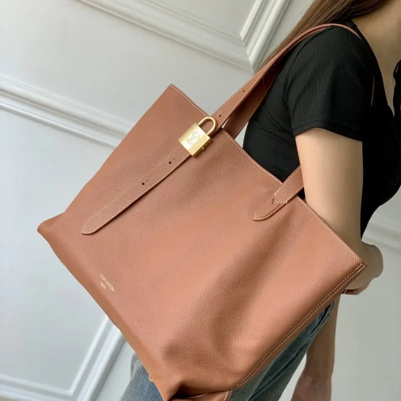 M25342 Brown 47x30x14cm High Quality Bags