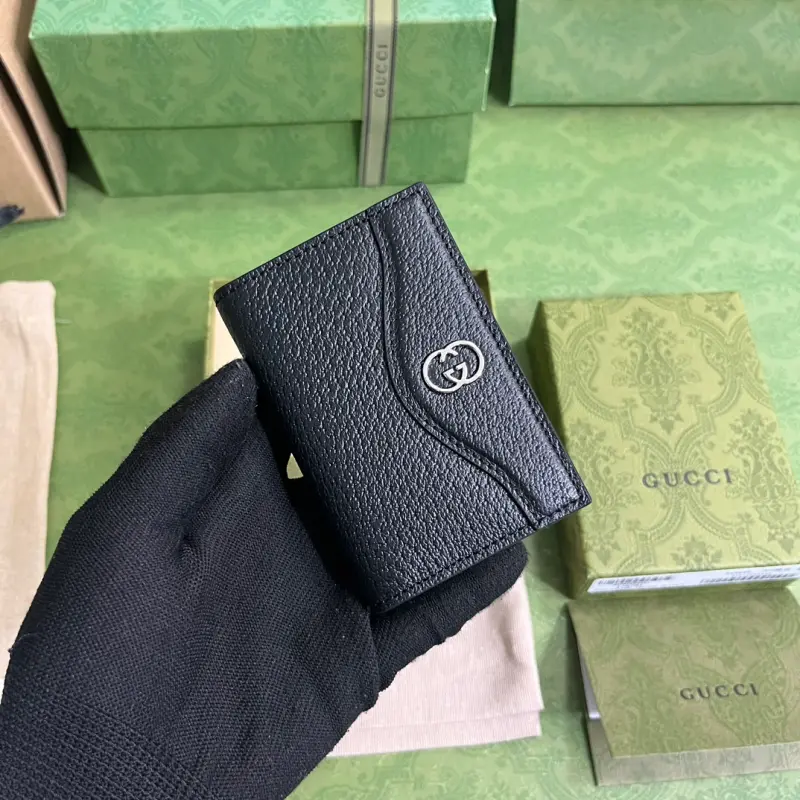 735000 High-Quality Bags