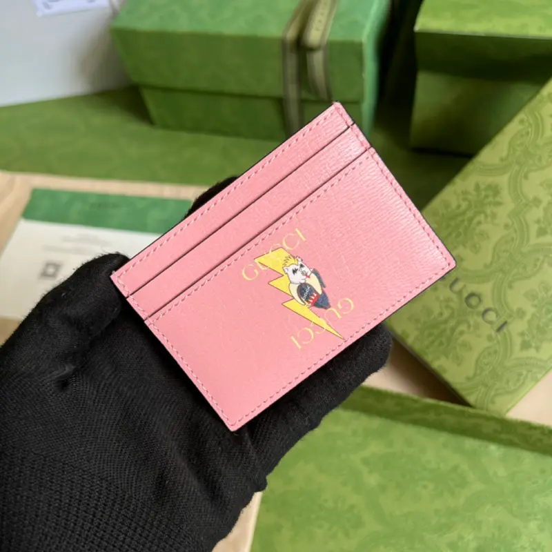 701064 High-Quality Bags