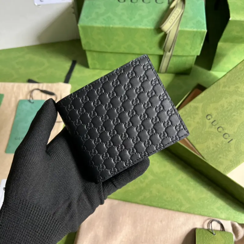 260987 High-Quality Bags