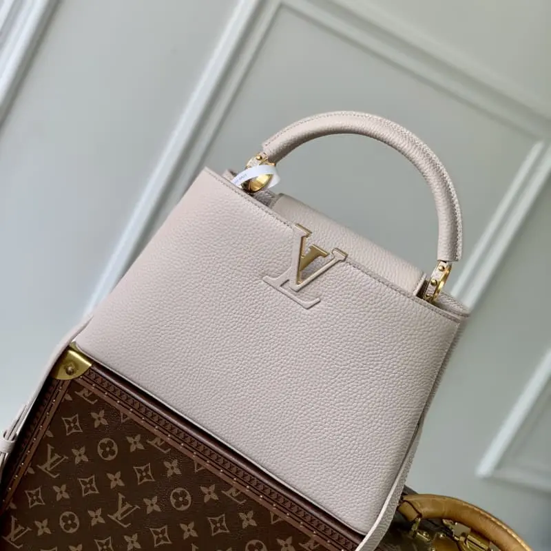 M24727 Light BrownMedium 315x20x11cm High Quality Bags