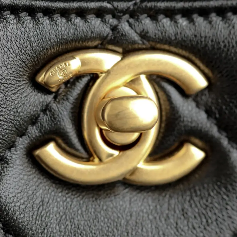 Double Pearl Hobo Bag 24s High Quality Bags - Image 5