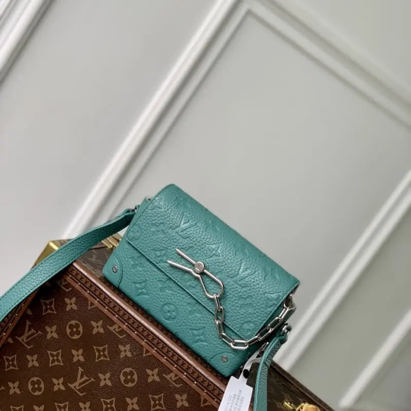 M13889 18x11x6.5cm High Quality Bags