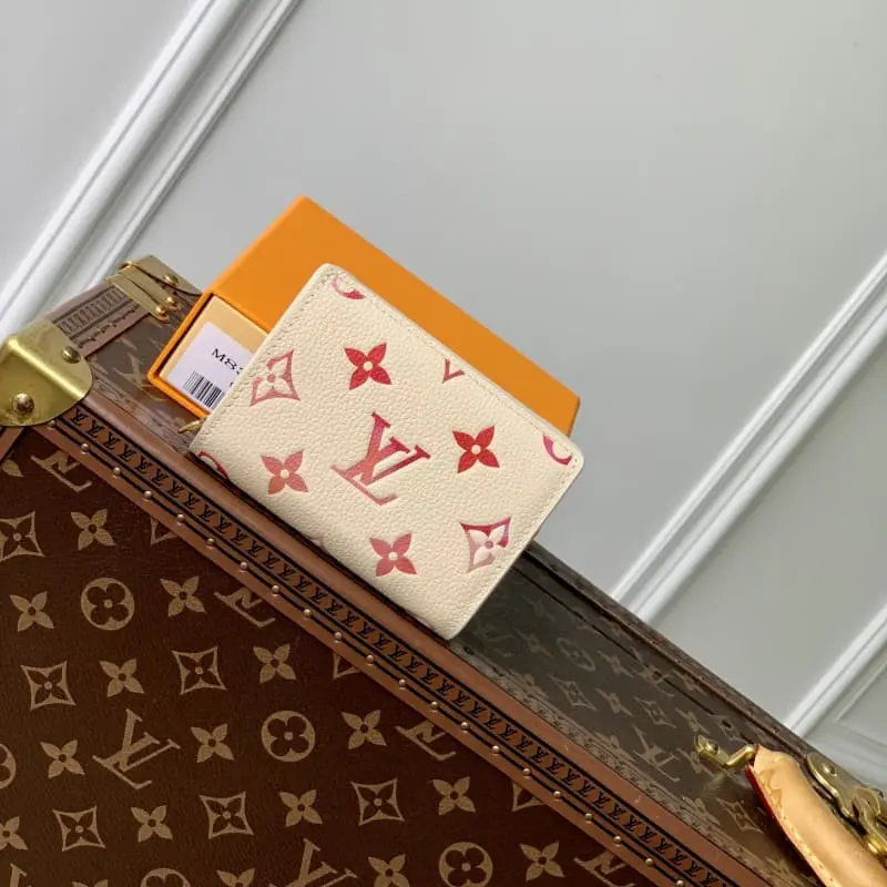 M83507 4.3x3.5x1.2cm High Quality Bags