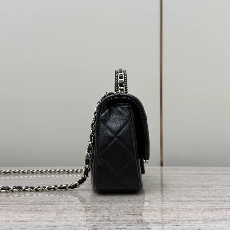 25p Wristband Handle Black High Quality Bags - Image 3