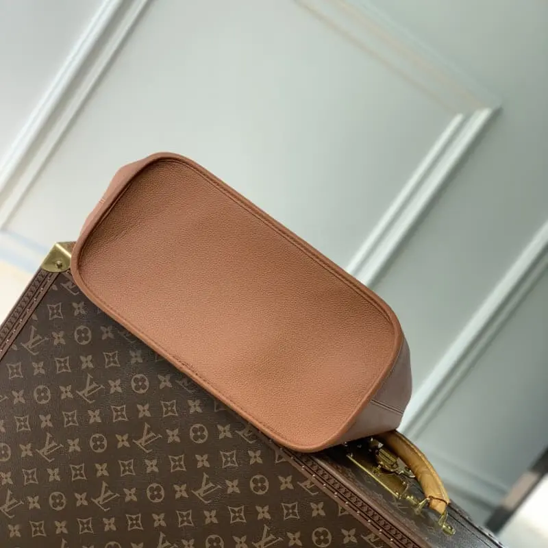 M12061 Brown 28x14x31cm High Quality Bags