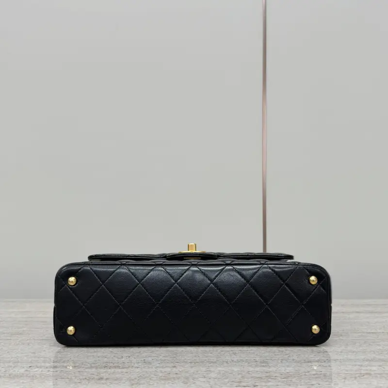 25p Cover 27 CM 2 High Quality Bags - Image 4